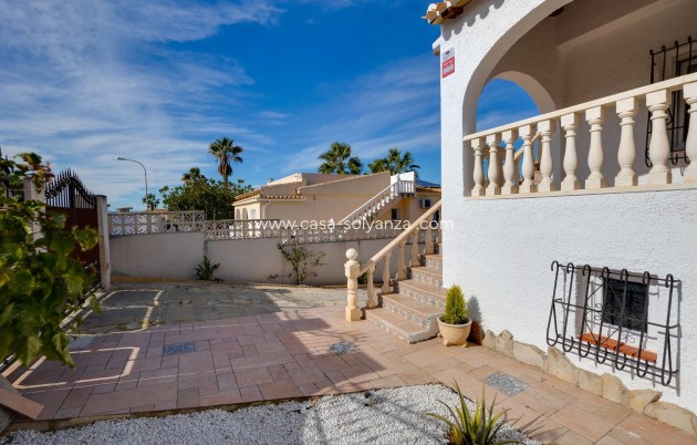 Herverkoop - Villa - Torrevieja - La Siesta