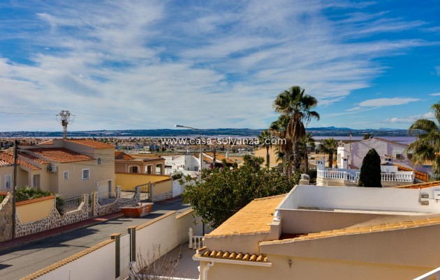 Herverkoop - Villa - Torrevieja - La Siesta