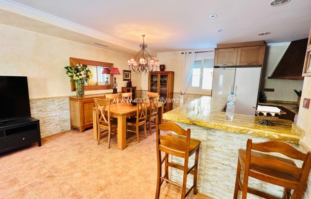 Resale - Villa - Orihuela - Urb. Montepinar