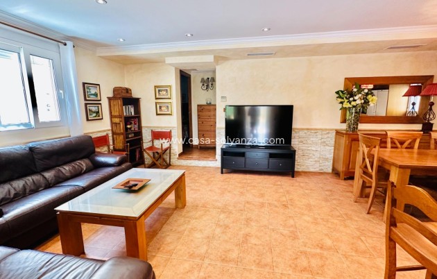 Resale - Villa - Orihuela - Urb. Montepinar