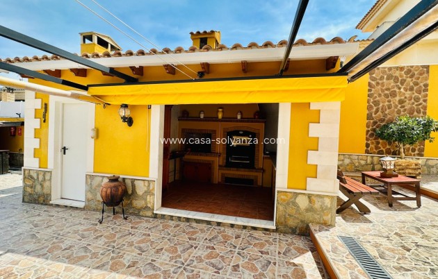 Resale - Villa - Orihuela - Urb. Montepinar