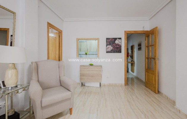 Herverkoop - Appartement / flat - Torrevieja - Playa del Acequión
