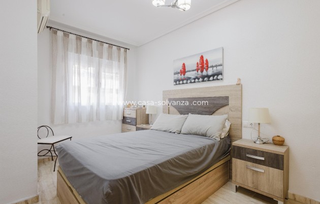 Herverkoop - Appartement / flat - Torrevieja - Playa del Acequión