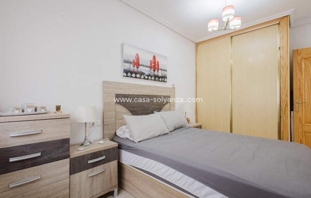 Herverkoop - Appartement / flat - Torrevieja - Playa del Acequión