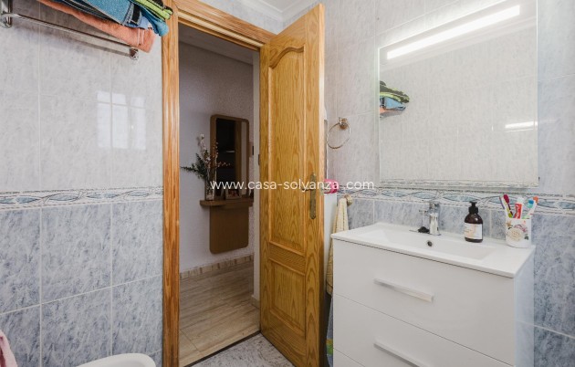 Herverkoop - Appartement / flat - Torrevieja - Playa del Acequión