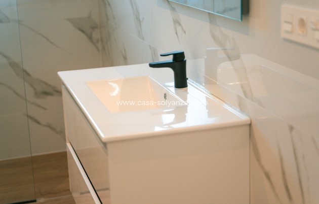 Neue Gebäude - Villa - Pinoso