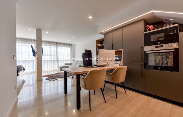 Herverkoop - Appartement / flat - Altea