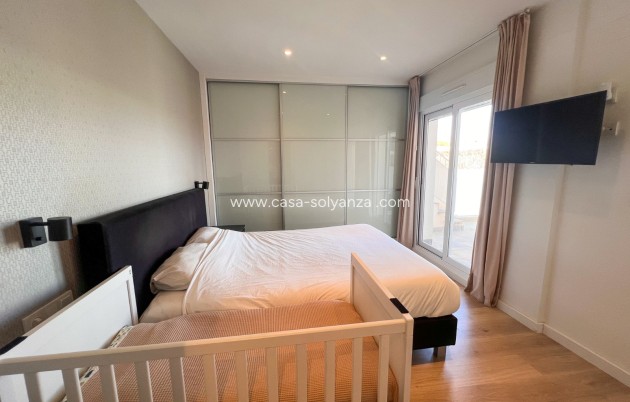 Wiederverkauf - Semi-Detached Villa - Torrevieja