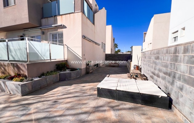 Wiederverkauf - Semi-Detached Villa - Torrevieja