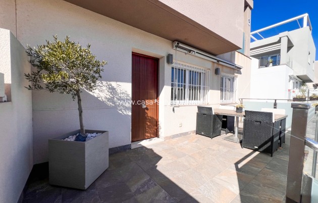 Wiederverkauf - Semi-Detached Villa - Torrevieja