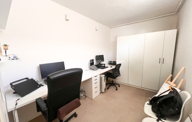 Wiederverkauf - Semi-Detached Villa - Torrevieja