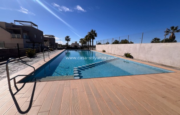 Wiederverkauf - Semi-Detached Villa - Torrevieja