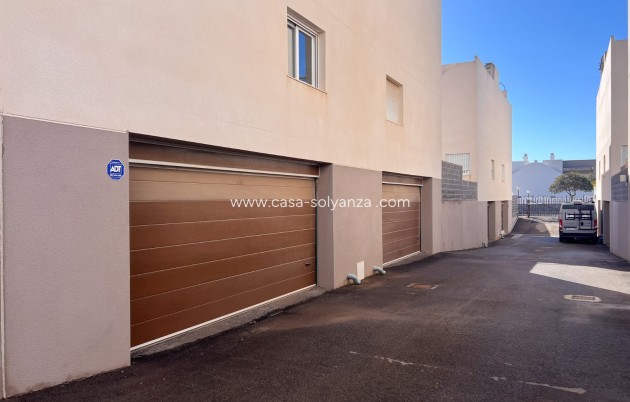 Wiederverkauf - Semi-Detached Villa - Torrevieja