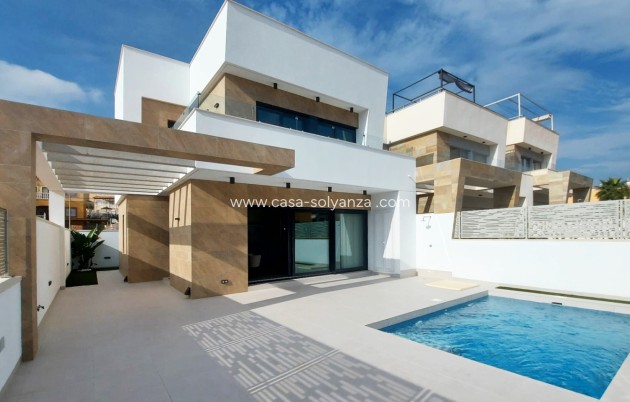 Herverkoop - Villa - San Miguel de Salinas - Blue Lagoon