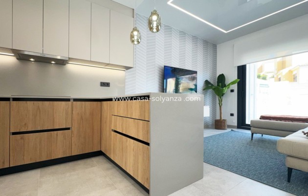 Herverkoop - Villa - San Miguel de Salinas - Blue Lagoon