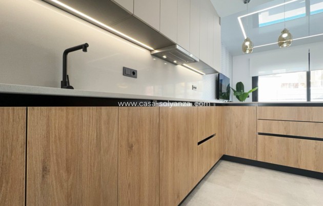 Herverkoop - Villa - San Miguel de Salinas - Blue Lagoon