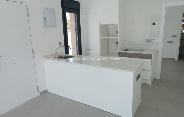 Wiederverkauf - Villa - Daya Nueva