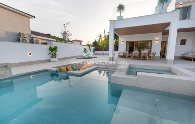 Resale - Villa - Orihuela - Dehesa de Campoamor