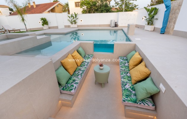 Resale - Villa - Orihuela - Dehesa de Campoamor