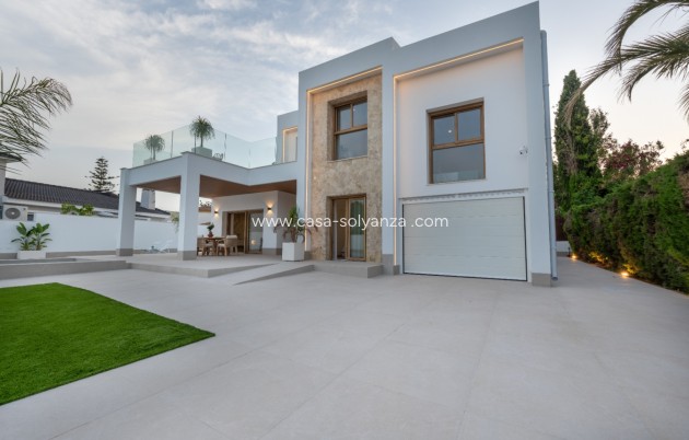 Resale - Villa - Orihuela - Dehesa de Campoamor