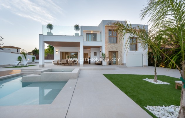 Resale - Villa - Orihuela - Dehesa de Campoamor