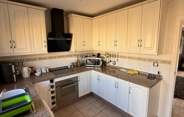 Resale - Villa - Orihuela - Villamartin