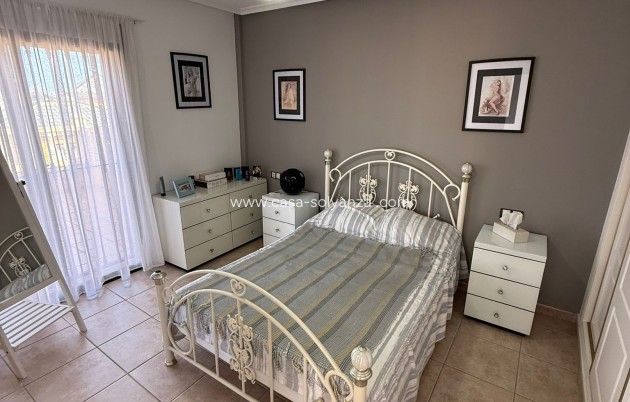 Resale - Villa - Orihuela - Villamartin