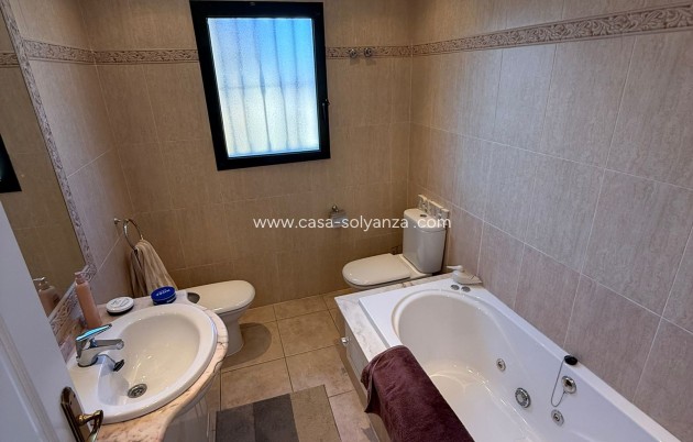 Resale - Villa - Orihuela - Villamartin