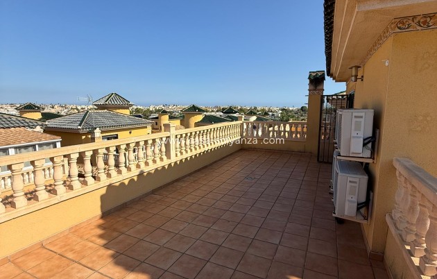 Resale - Villa - Orihuela - Villamartin