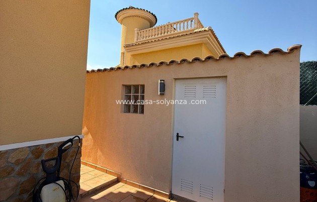 Resale - Villa - Orihuela - Villamartin