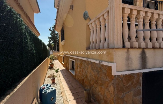 Resale - Villa - Orihuela - Villamartin