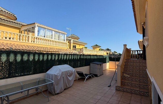 Resale - Villa - Orihuela - Villamartin