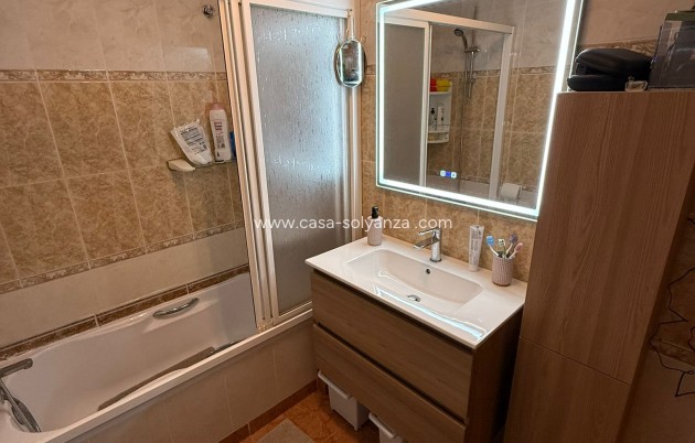 Herverkoop - Villa - Torrevieja - Los Altos