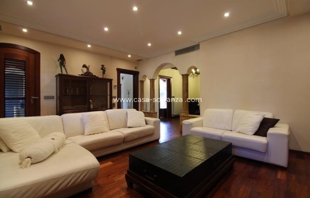 Resale - Villa - Orihuela - Campoamor