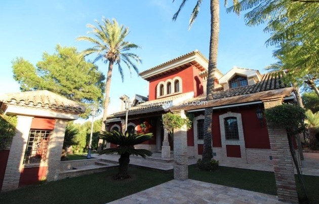 Resale - Villa - Orihuela - Campoamor