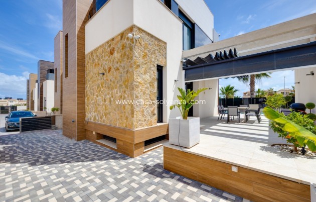 Resale - Villa - Orihuela - Lomas de Cabo Roig