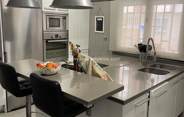 Resale - Apartment / flat - Torrevieja - Playa del Cura
