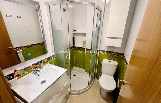 Resale - Apartment / flat - Torrevieja - Playa de los Locos