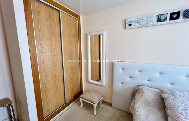 Resale - Apartment / flat - Torrevieja - Playa de los Locos