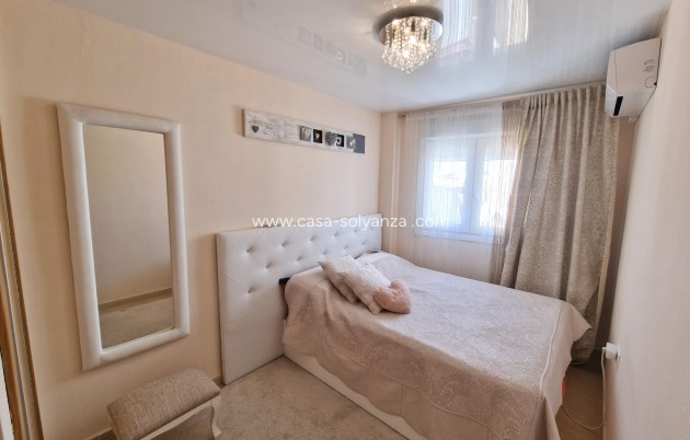 Resale - Apartment / flat - Torrevieja - Playa de los Locos
