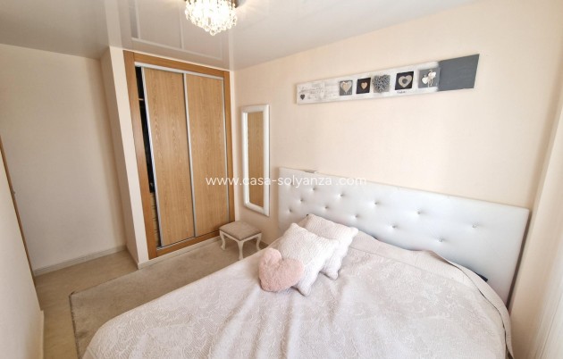 Resale - Apartment / flat - Torrevieja - Playa de los Locos