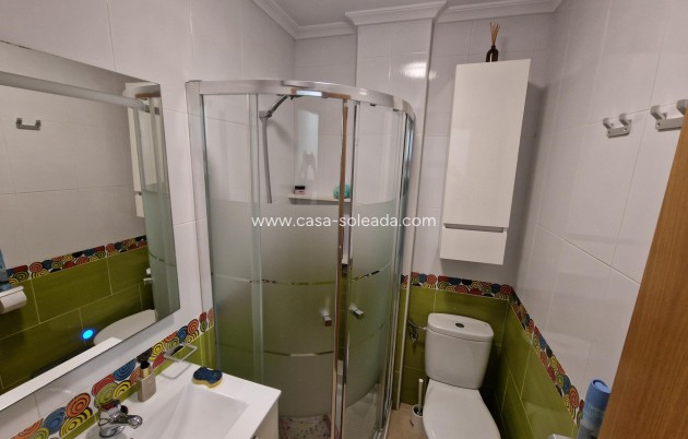 Resale - Apartment / flat - Torrevieja - Playa de los Locos