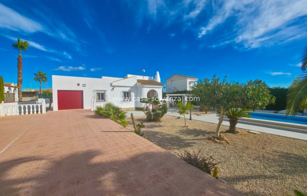 Resale - Villa - Torrevieja, San Luis