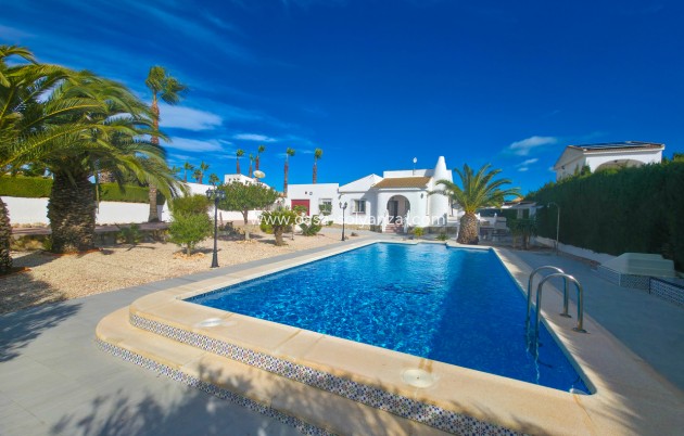 Resale - Villa - Torrevieja, San Luis