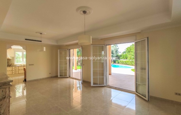 Neue Gebäude - Villa - Cabo Roig