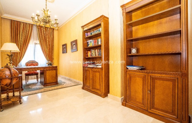 Resale - Villa - Campoamor