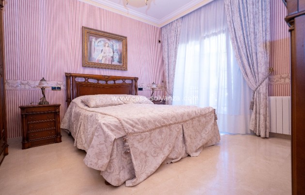 Resale - Villa - Campoamor