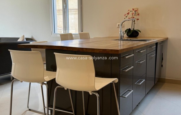 Resale - Apartment / flat - Alicante - Center