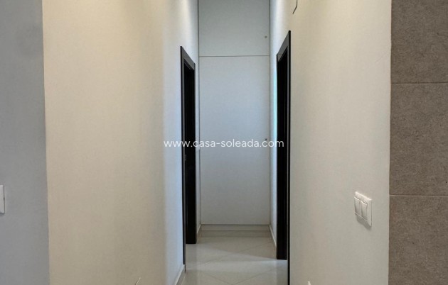 Resale - Apartment / flat - Alicante - Center