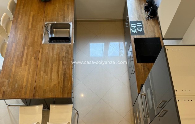 Resale - Apartment / flat - Alicante - Center